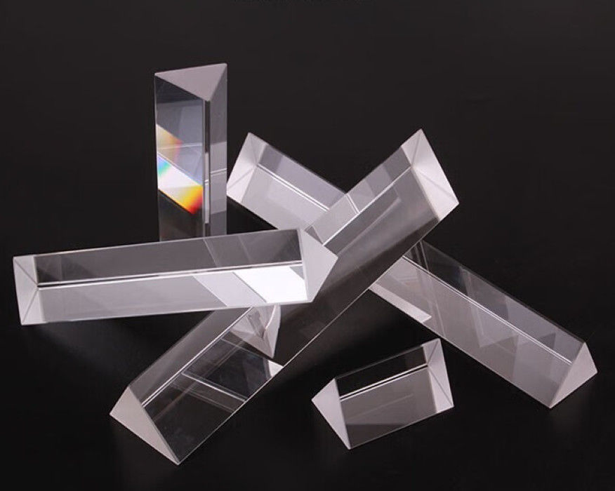 Prisme de verre optique personnalisable Prisme pentagonal pour systèmes de visualisation d'image